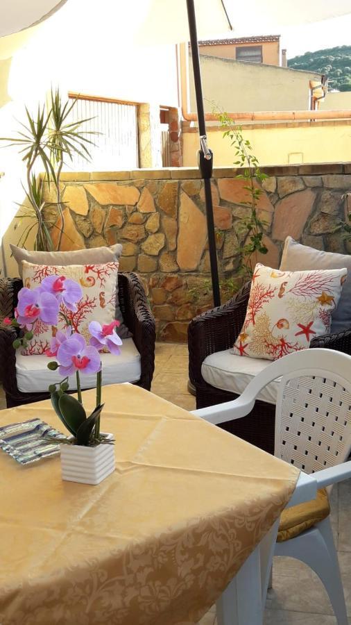 4 Stagioni Bed & Breakfast Villasimius Eksteriør bilde